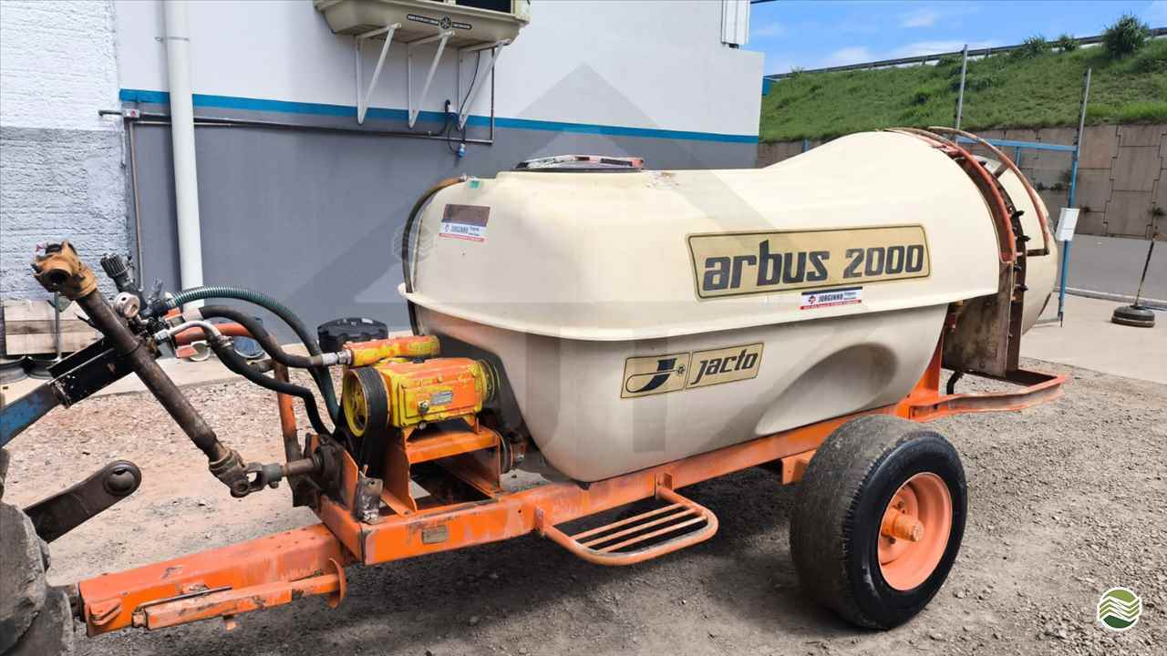 PULVERIZADOR JACTO ARBUS 2000 Arrasto Jorginho Tratores PARANAVAI PARANÁ PR